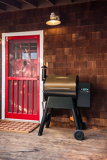 575 TRAEGER