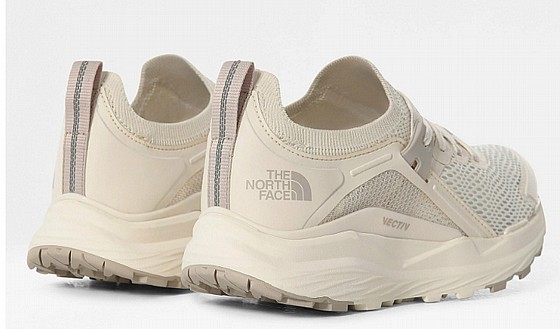 ���� ����� WHITE ����  ���� ���� THE NORTH FACE W VECTIV HYPNUM