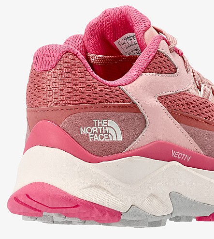 ���� ����� ����  ���� ���� ���� THE NORTH FACE  