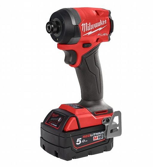 �� ����� ��� 4 ������� ������ + ������ + ����� + ����� ���� Milwaukee Dublin Packout Fuel 18V