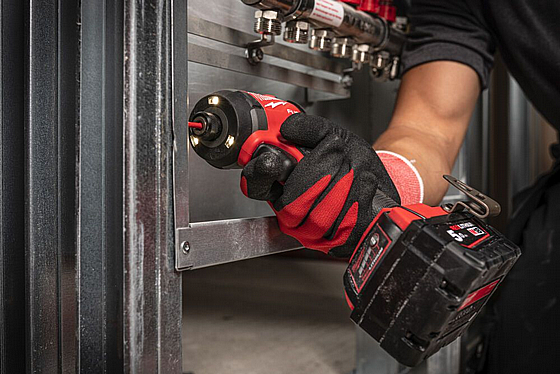 ����� ������ ��� 4 ������� (��� ����) Milwaukee M18 FID3