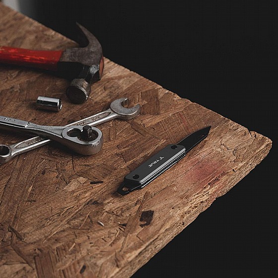 ���� ���/����� ������ ���� True Knives Utility Modern Keychain