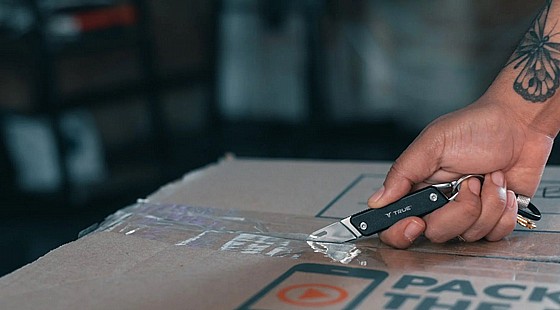 ���� ���/����� ������ ���� True Knives Utility Modern Keychain