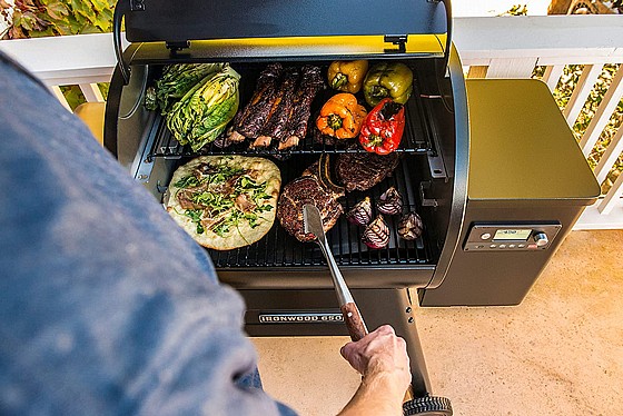 ����� ������ ��������� TRAEGER Ironwood 650