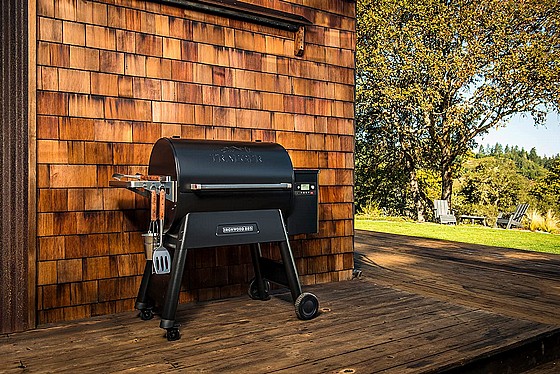 ����� ������ ���������� TRAEGER Ironwood 885