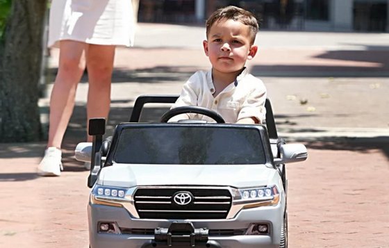 ��� ����� ������ 12V � ������ ���� ����� ���  TOYOTA LAND CRUISER 