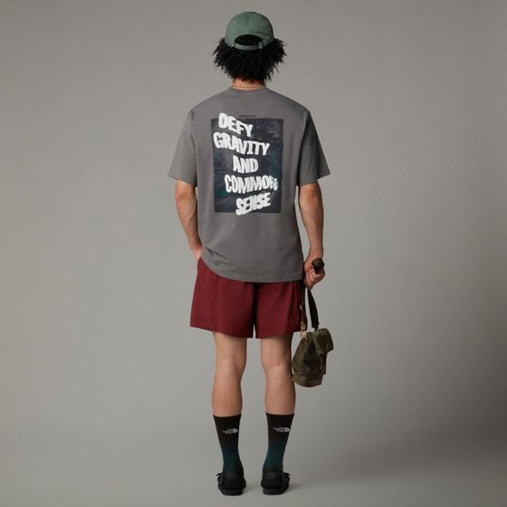 ���� ���� North Face LOGOWEAR TNF - LW - CVC Fleece M SS HERITAGE GRAPHIC RELAXED TEE �����