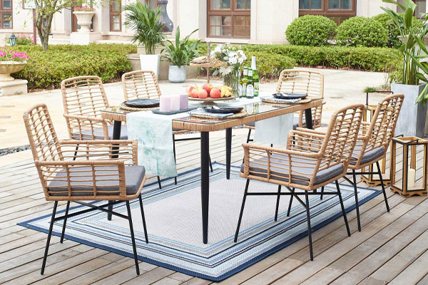 פינות אוכל מתכת